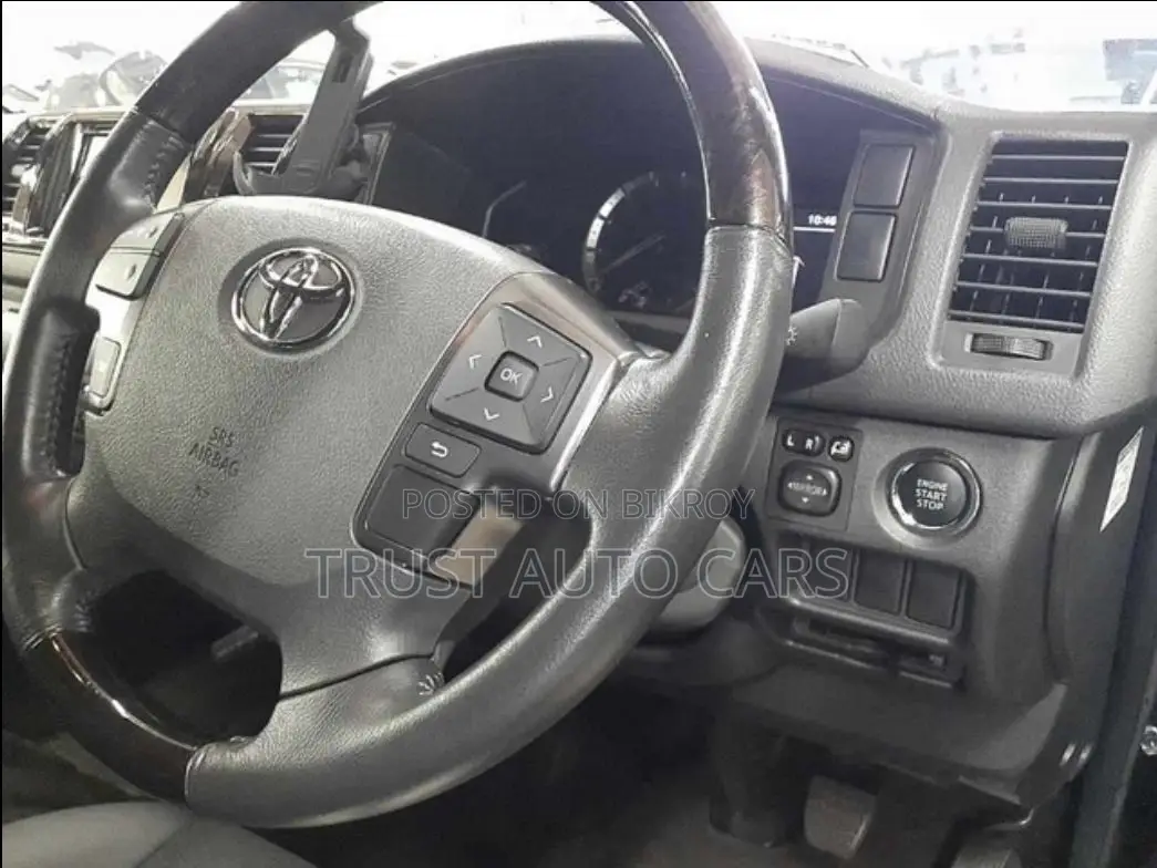 Toyota Hiace SUPER GL DARK PRIME 2023