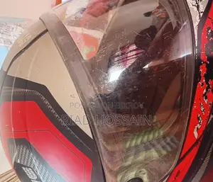 Studios Helmet