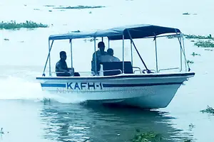 ২১ ফুট ডাবল ডেকার স্পিডবোট