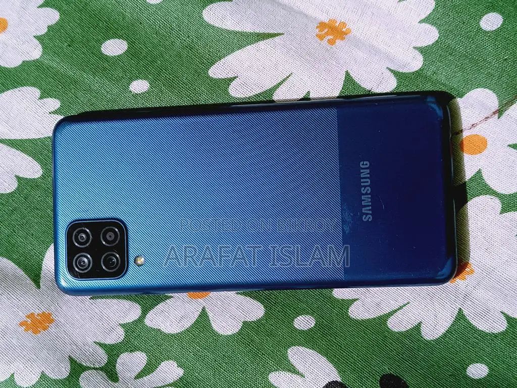 Samsung Galaxy M12 . (Used)