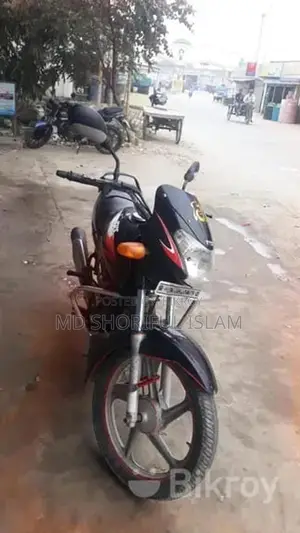 TVS Metro 2015