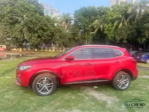 MG ZS 2023 Red