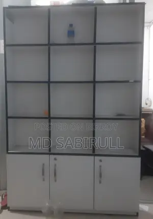 বুক শেলফ