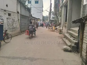 1350 sq. ft. flat at the end of Road 24, Sector 10, Uttara!!!