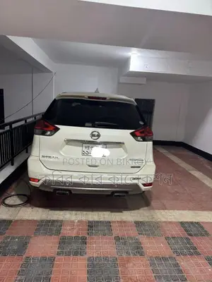 নিসান এক্স-ট্রেইল হাইব্রিড ২০১৮