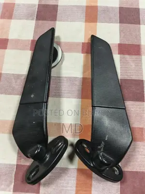 বাইকের লুকিং গ্লাস