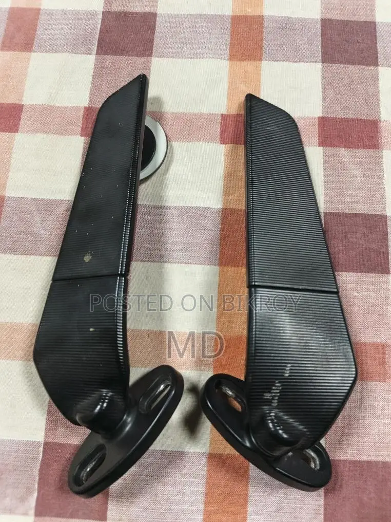 বাইকের লুকিং গ্লাস