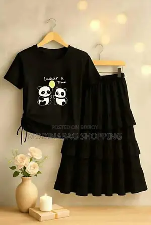 Thak Skirt set