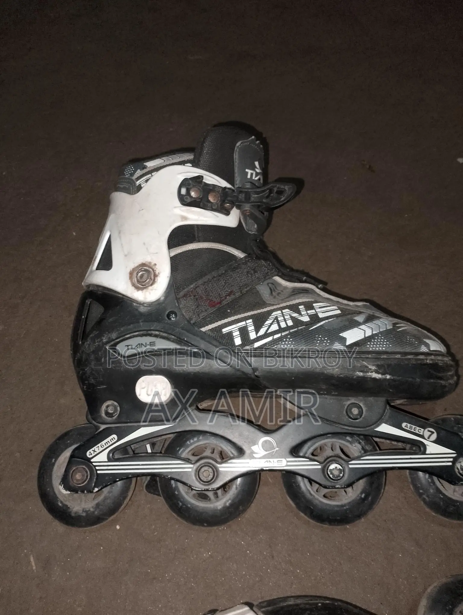 Skating Shoes