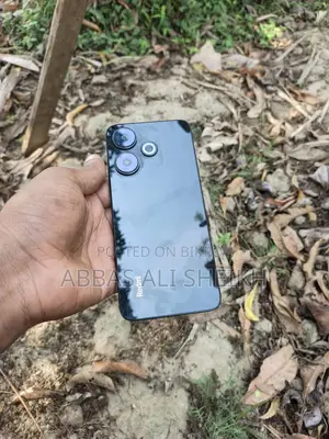 Xiaomi Redmi 13c . (ব্যবহৃত)