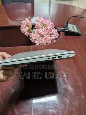 Laptop ASUS 8GB Intel Core I3 HDD 1T