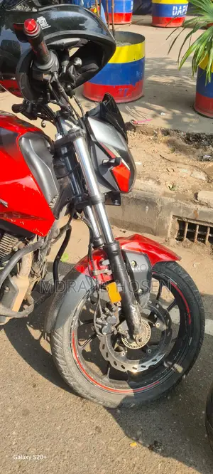 Hero Thriller 160R . 2021