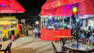Food Cart Looking New