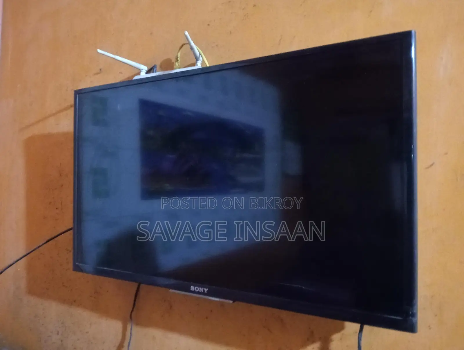 Sony Bravia 33" Smart TV