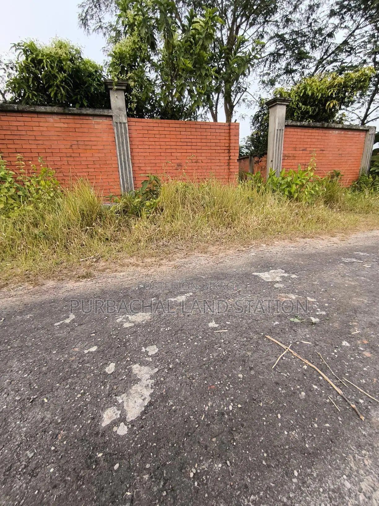Near 300 ft road 5 katha plot urgent sale in sector :8,Purbachal.