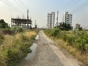 সেক্টর=১৫সি১, পূর্বমুখী ৩ কাঠা প্লট বিক্রয়