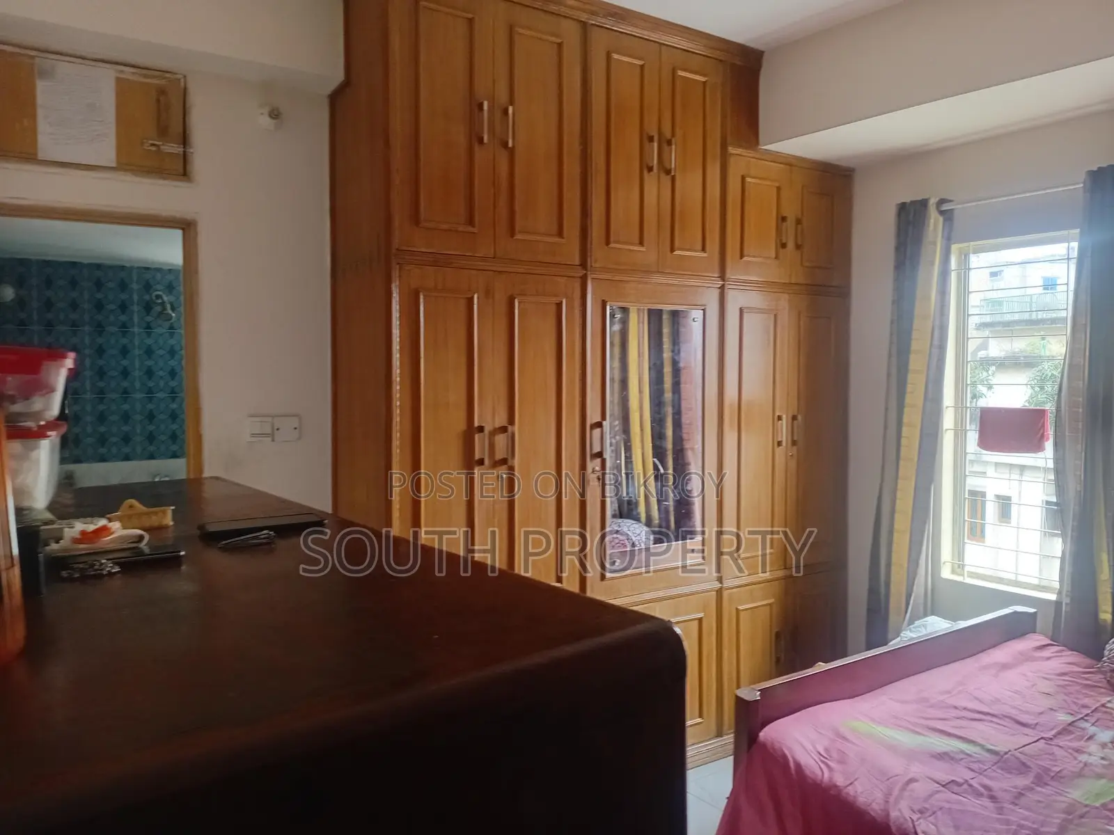 Ready used 1200 sft flat sale at Khilgaon C block