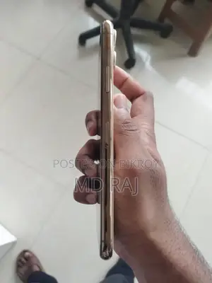 Apple iPhone 11 Pro Max (Used)