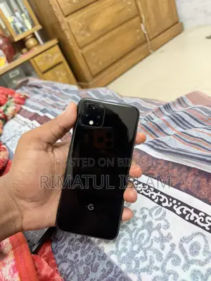 Google Pixel 4 . (Used)