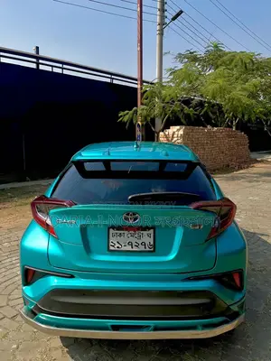 Toyota C-HR G LED 2018