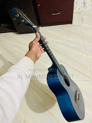 ইউকুলেলে বিক্রি হবে