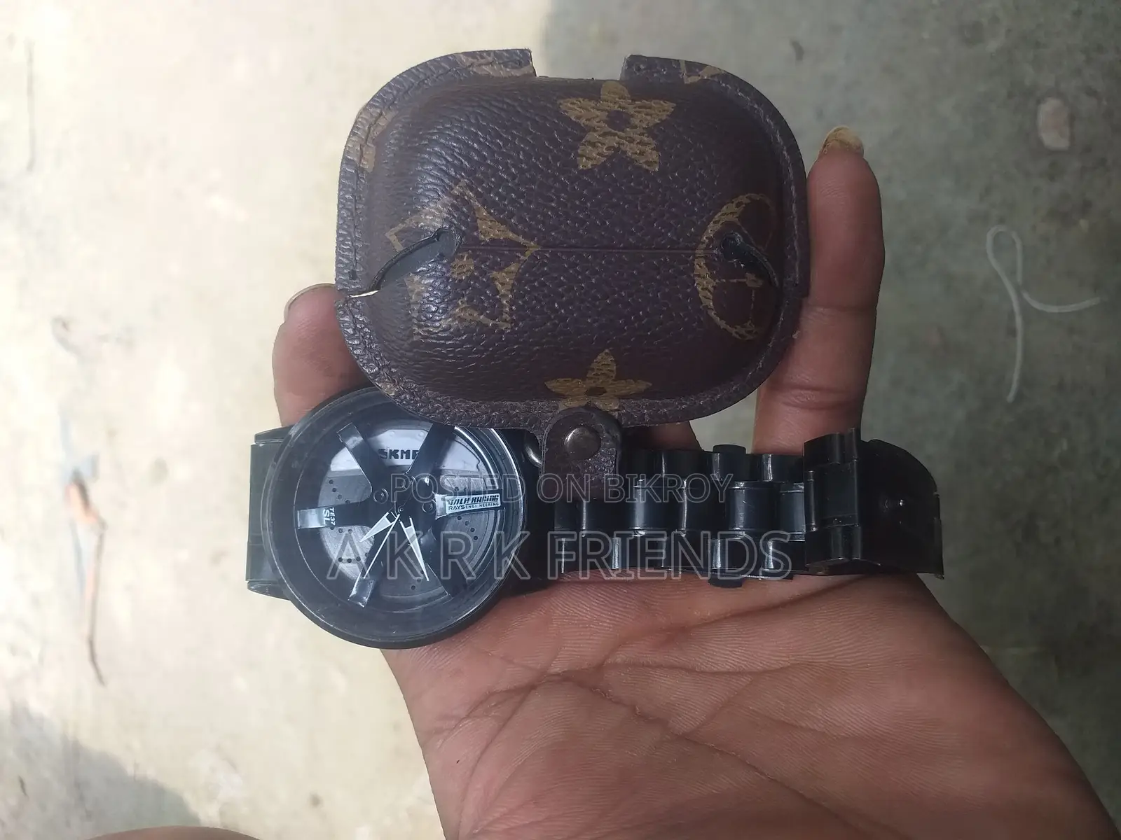 ঘড়ি ও ব্লুটুথ