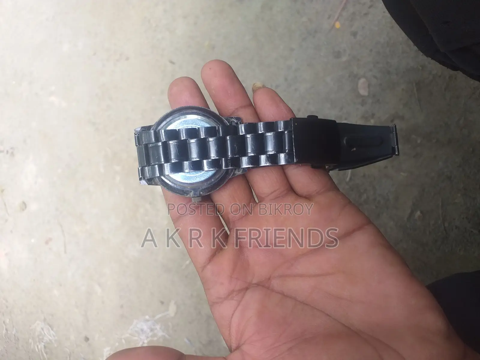 ঘড়ি ও ব্লুটুথ