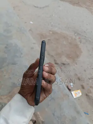 Vivo V25e 8/128 (Used)