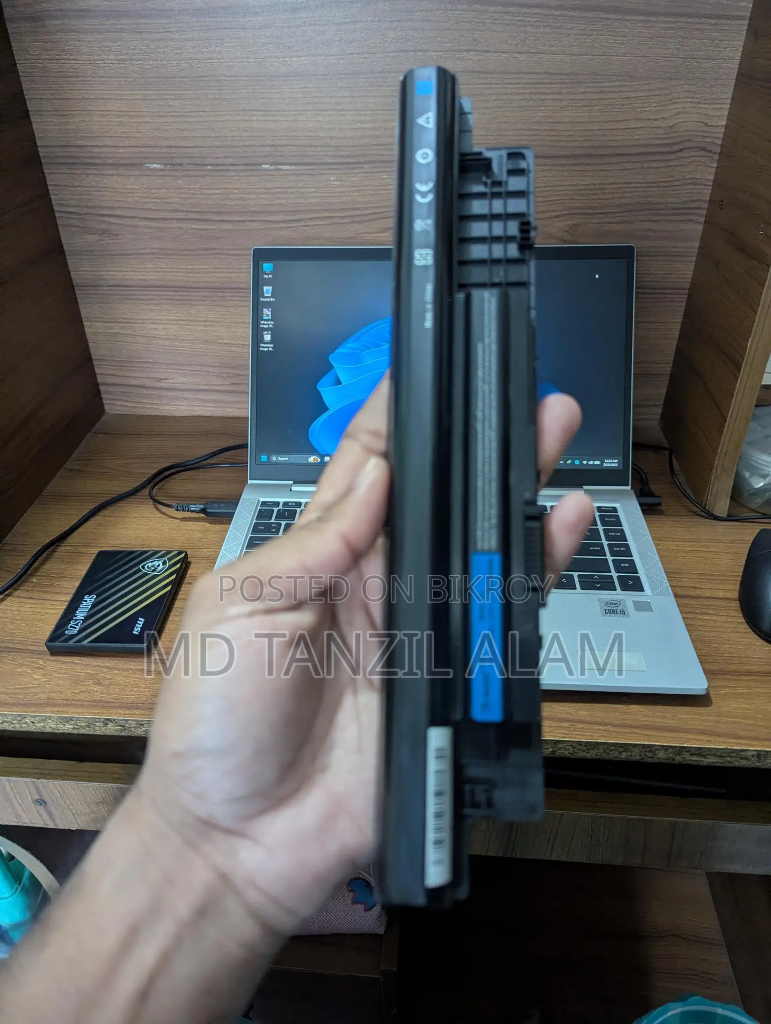 Laptop Battery MR90Y for DELL