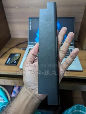 Laptop Battery MR90Y for DELL