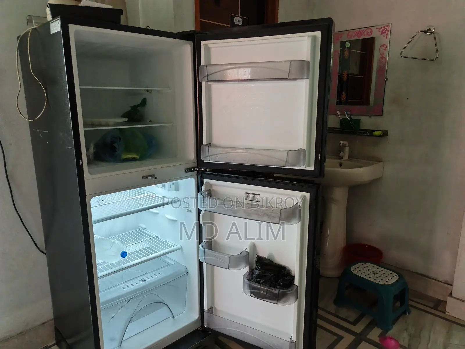 Walton Inverter Refrigerator (almost New) বিক্রি হবে