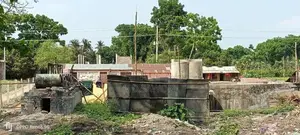 রেডিমেট চাতাল চলমান অবস্থায় আছে,পুড়াপাড়া বাজার সংলগ্ন,যশোর রোডের সাথে
