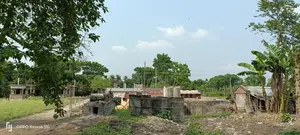 রেডিমেট চাতাল চলমান অবস্থায় আছে,পুড়াপাড়া বাজার সংলগ্ন,যশোর রোডের সাথে
