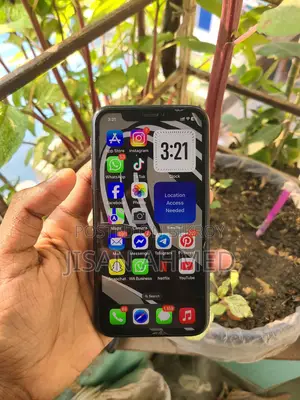 Apple iPhone XR 128gb (Used)