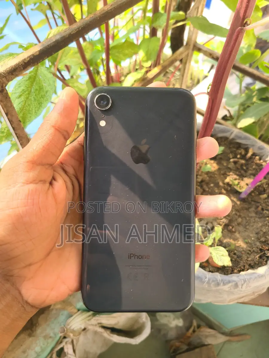 Apple iPhone XR 128gb (Used)