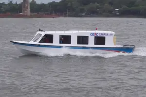 ফাইবারগ্লাস কেবিন ক্রুজার
