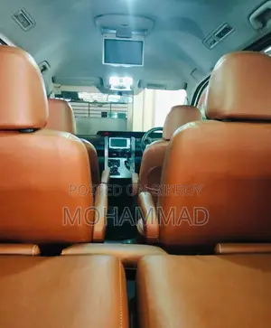Toyota Noah 2013