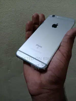 Apple iPhone 6S . (Used)