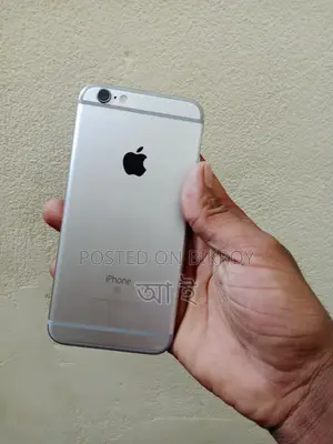 Apple iPhone 6S . (Used)