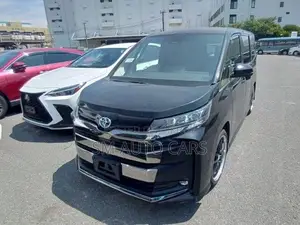 Toyota Noah Hybrid SZ Black New 2023