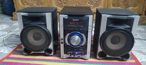 Sony MHC-GZR5D