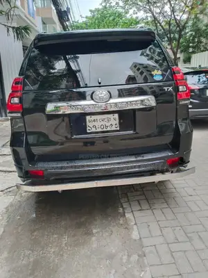 প্রডো ভাড়ার জন্য