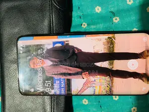 OnePlus 7 Pro (Used)