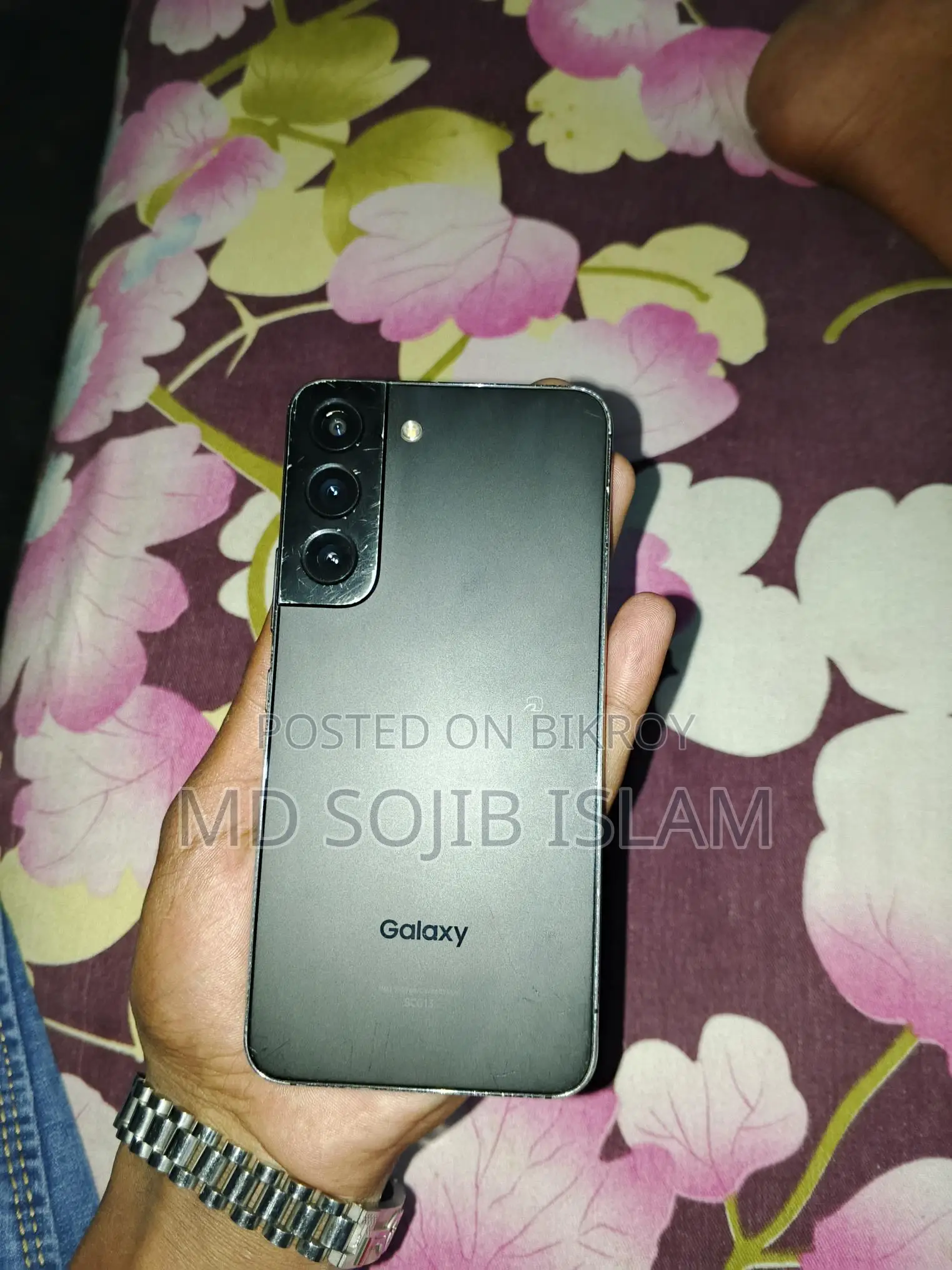 Samsung Galaxy S22 (Used)