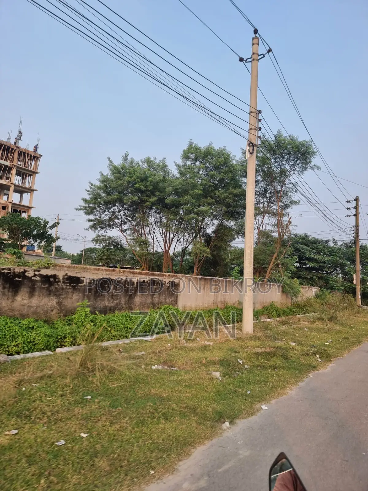 ৬০" রোড, সেক্টর ১৭/আই #৩ কাঠা, নিয়ার মেট্রো ২য় স্টেশন