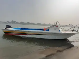 ২১ ফুট মেরিন স্পিডবোট