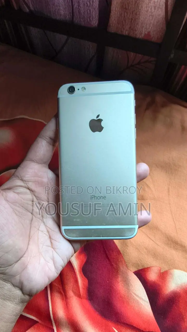 Apple iPhone 6 . (Used)