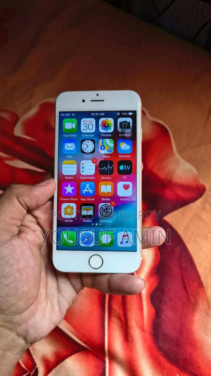 Apple iPhone 6 . (Used)