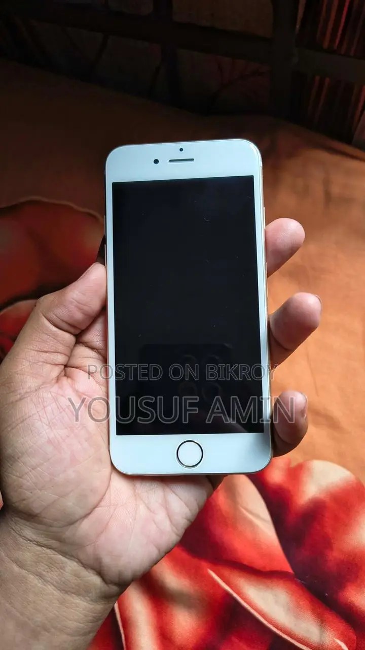 Apple iPhone 6 . (Used)