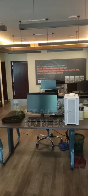 বনানীতে ২৩০০ বর্গফুটের আনফার্নিশড অফিস ভাড়া